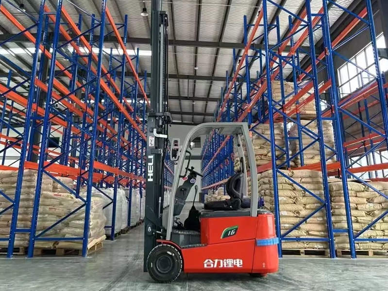 HELI 1.6ton Electric forklift