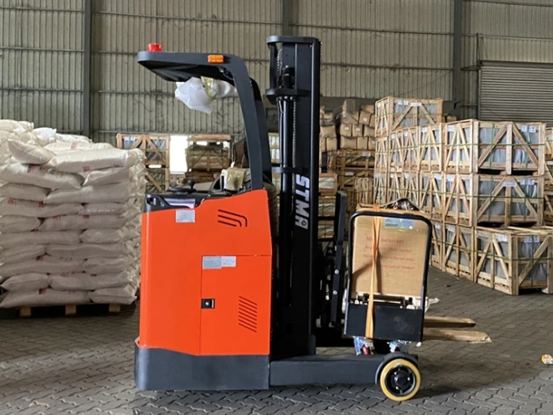 STMA 1.5 ton Stacker forklift