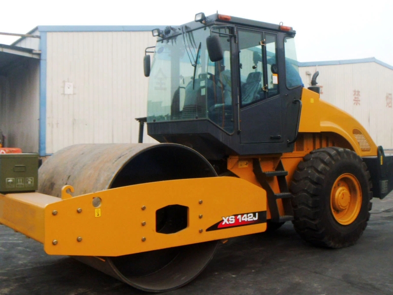 XS142J Road Roller