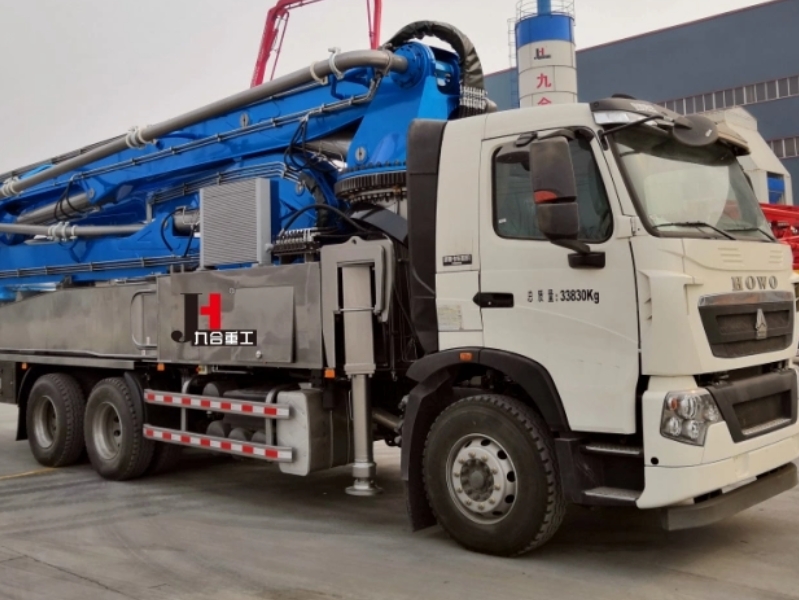 HOWO Concrete Pump Truck