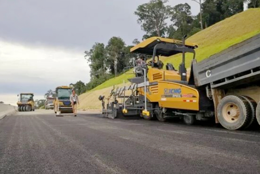 XCMG Complete Road Equipment Supports Infrastructure Construction In Malaysia